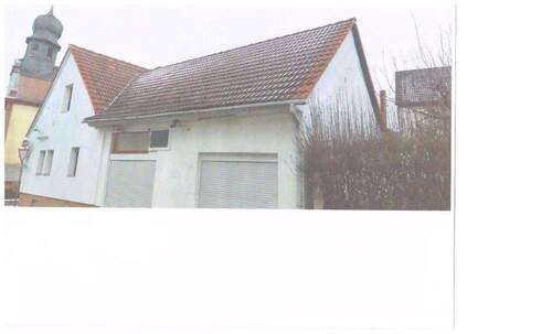 Außenansicht Kleingaragen - 6 Zimmer Einfamilienhaus zum Kaufen in Groß-Zimmern