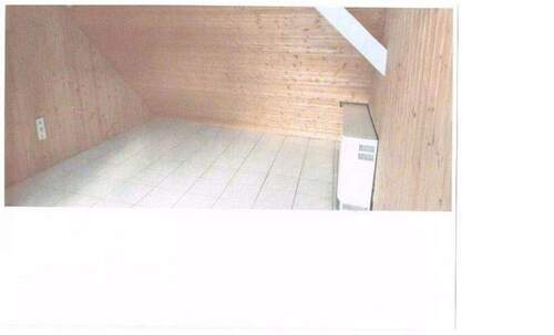 Zimmer im Dachgeschoss - 