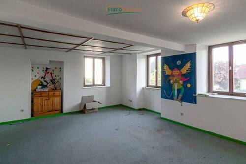 EG - Helles Wohnzimmer - Mehrfamilienhaus, Wohnhaus mit 223,00 m&sup2; in Efringen-Kirchen / Mappach zum Kaufen