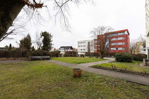 Vorplatz - 3 Zimmer Etagenwohnung zum Kaufen in Nürnberg