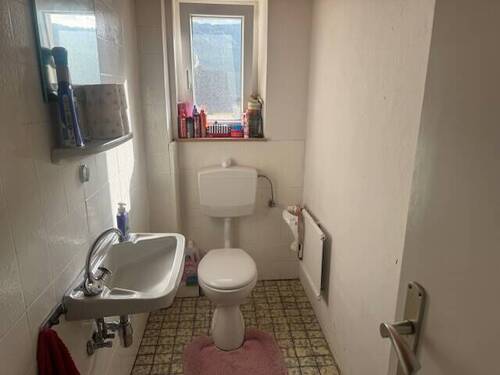 WC - 