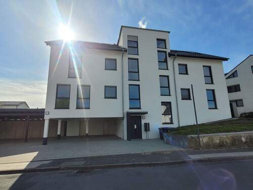 Hausansicht - Investieren und Wohlfühlen! - 280.000,00&nbsp;EUR Kaufpreis, ca.&nbsp; 70,00&nbsp;m&sup2;&nbsp;Wohnfl&auml;che