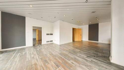 1. Büro mit externen Eingang - Etagenwohnung mit 113,00 m&sup2; in Fulda zum Kaufen