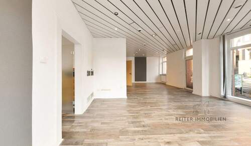 1. Büro mit externen Eingang - 