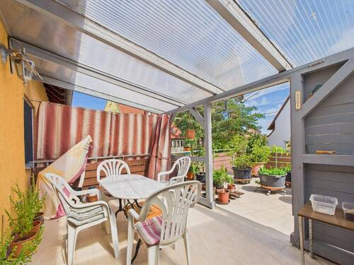 Terrasse - Geräumige 3,5 Zi-Wohnung mit Garten, Garage & Stellplatz in Top-Lage!
