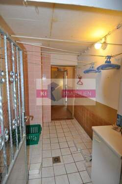 Keller WR mit Dusche - 