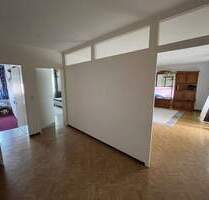 Vermietete ETW mit attraktiver Raumaufteilung und PKW-Stellplatz zu verkaufen - Wiesloch