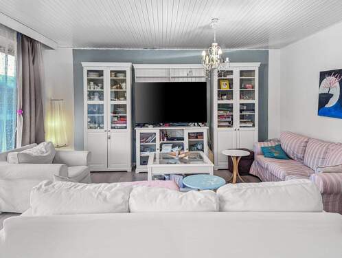 Wohnzimmer - Attraktive Doppelhaushälfte in begehrter Wohnlage von Oberneuland