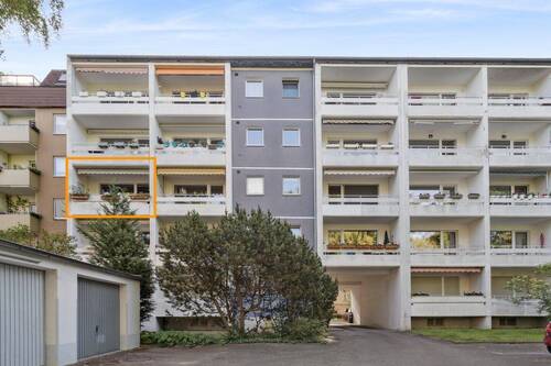 Hofansicht - Ruhige Wohnung mit Balkon & modernem Bad in Bestlage (vermietet - Eigenbedarfskündigung ausgeschl.)