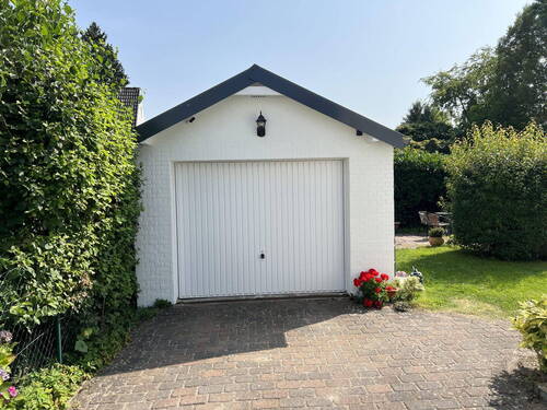 Garage - Einfamilienhaus mit 140,00 m² in Hamburg zum Kaufen