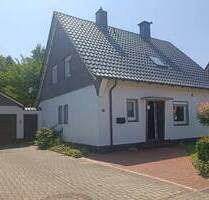 Reserviert_____Charmantes Einfamilienhaus in ruhiger Wohnlage von Varel - Platz für Ihre Wohnträume!