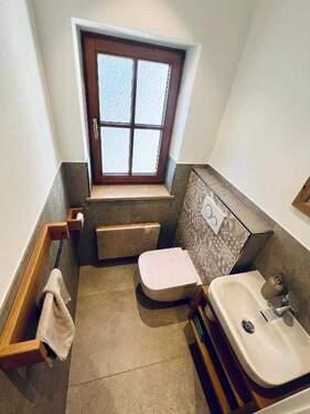  Separates WC - 