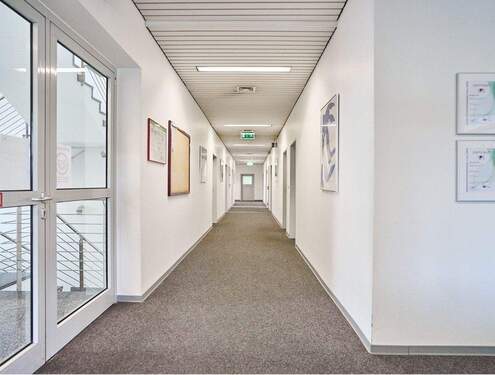 Flur - Büro mit 22,40 m&sup2; in Rastatt zur Miete
