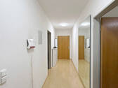 Flur - 3 Zimmer Etagenwohnung in Kumhausen