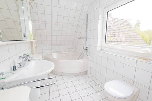 Whg. 5 - Badezimmer - 