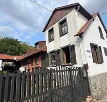 TOP-GELEGENHEIT! Einfamilienhaus mit Nebengebäude u. Scheune in Roxheim zu verkaufen.