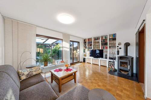 Wohnzimmer - 3 Zimmer Einfamilienhaus zum Kaufen in Berlin