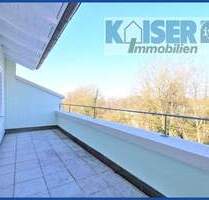 Attraktive Dachgeschoss-Wohnung mit DREI Balkone in Waldshut-Bergstadt - Waldshut-Tiengen