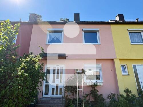 Titelbild - Reihenmittelhaus in ER-Eltersdorf...Wohnen mit Garten am Stadtrand