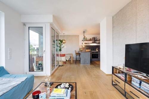 Wohnzimmer mit Essbereich - 