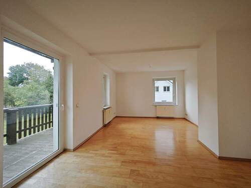 Wohnzimmer - 2 Zimmer Etagenwohnung zur Miete in Machern