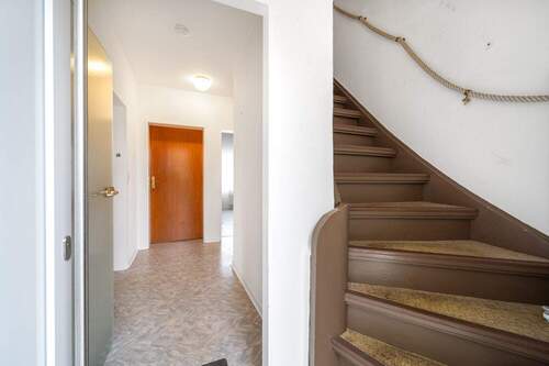 Eingangsbereich - 6 Zimmer Einfamilienhaus zum Kaufen in Versmold