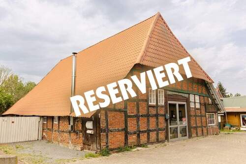 HagenRESERVIERT - RESERVIERT: Ein Zuhause mit Seele - Fachwerkcharme, Gartenglück & sichere Einnahmen unter einem Dach.