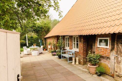 Außenansicht Eingang - Mehrfamilienhaus, Wohnhaus mit 120,00 m² in Hagen im Bremischen zum Kaufen