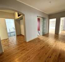 Große 4-Zimmer-Wohnung ca. 130 m² Fußgängerzone Gelsenkirchen Garage vorhanden