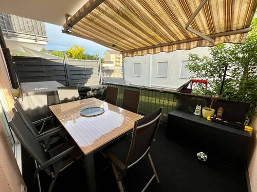 Balkon.jpg - gepflegte 3-Zi.-Wohnung mit Balkon und Einbauküche in hervorragender Wohnlage