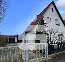 Ein-Zweifamilienhaus in Röttenbach
