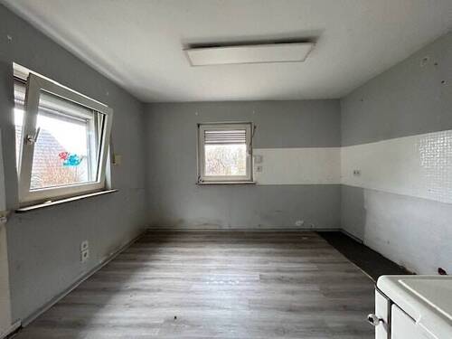 Zimmer im EG - 3 Zimmer Einfamilienhaus zum Kaufen in Röttenbach