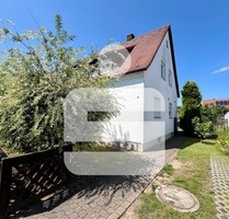 gediegene Wohnlage nahe dem Dechsendorfer Weiher...ZFH mit sonnigem Grundstück in Dechsendorf - Erlangen
