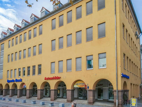 Aussenansicht - Gewerbefläche für Büro oder Praxis in absolut zentraler Lage von Schweinfurt zu vermieten