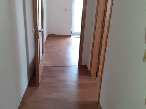 Flur - 2 Zimmer Etagenwohnung in Oelsnitz/Erzgebirge