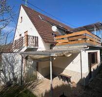 Top-Gelegenheit! Doppelhaushälfte mit 2 Wohnungen und Gartengrundstück in Monzingen zu verkaufen.