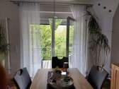 großer Wohn-Essbereich mit Zugang zum Balkon - 4 Zimmer Mehrfamilienhaus, Wohnhaus in Rodalben