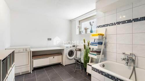 KG Badezimmer 1 - 