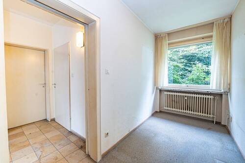 Durchgang zum Wohntrakt - 