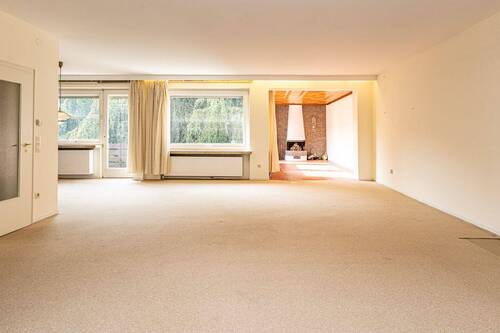 großes Zimmer Wohnbereich - 