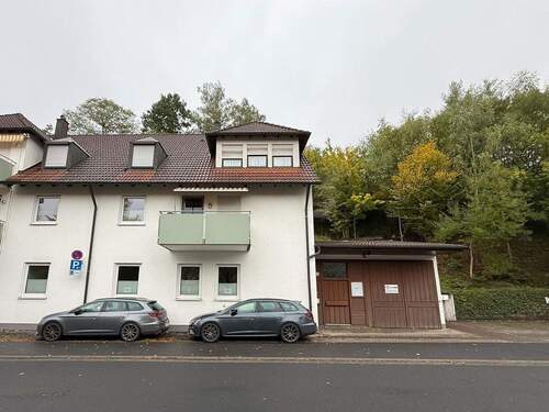 Außenansicht - Ebenerdige großzügige Praxisräume inkl. großer Garage und Stellplatz direkt am Georgipark