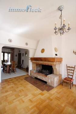 7 - 9 Zimmer Doppelhaushälfte in Bexbach