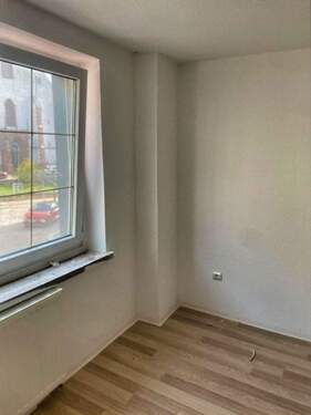 Wohnung 2 Zimmer 3 - 