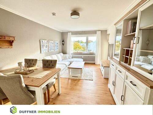 Wohnzimmer - Schöne 3 Zimmer Wohnung im grünen Herzen von Kiel-Mettenhof