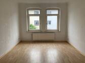 Zimmer 1.jpeg - INDIVIDUELL UND CHARMANT: Altbauwohnung im 1.OG - frei ab sofort
