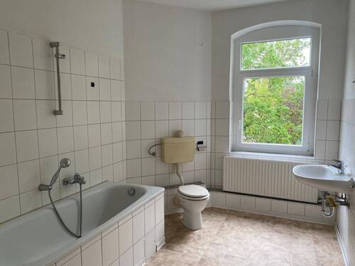 BAd.jpeg - Etagenwohnung mit 70,00 m&sup2; in Hildesheim zur Miete