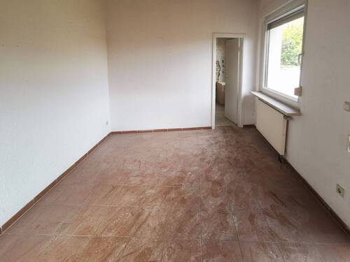 EG Zimmer 4 mit Gartenzugang - 