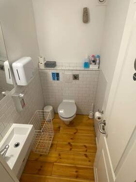 WC - 