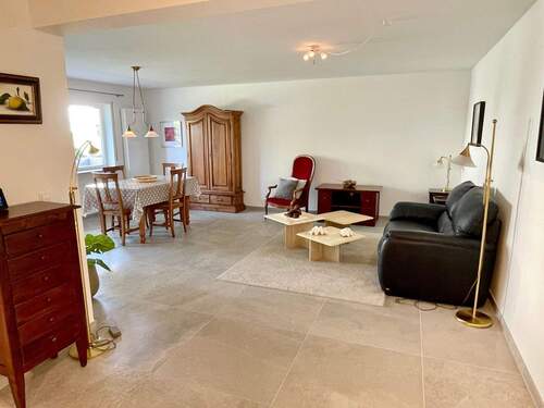 Wohnbereich - 3 Zimmer Etagenwohnung zur Miete in Eppelheim