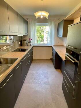 Exklusive Einbauküche - 